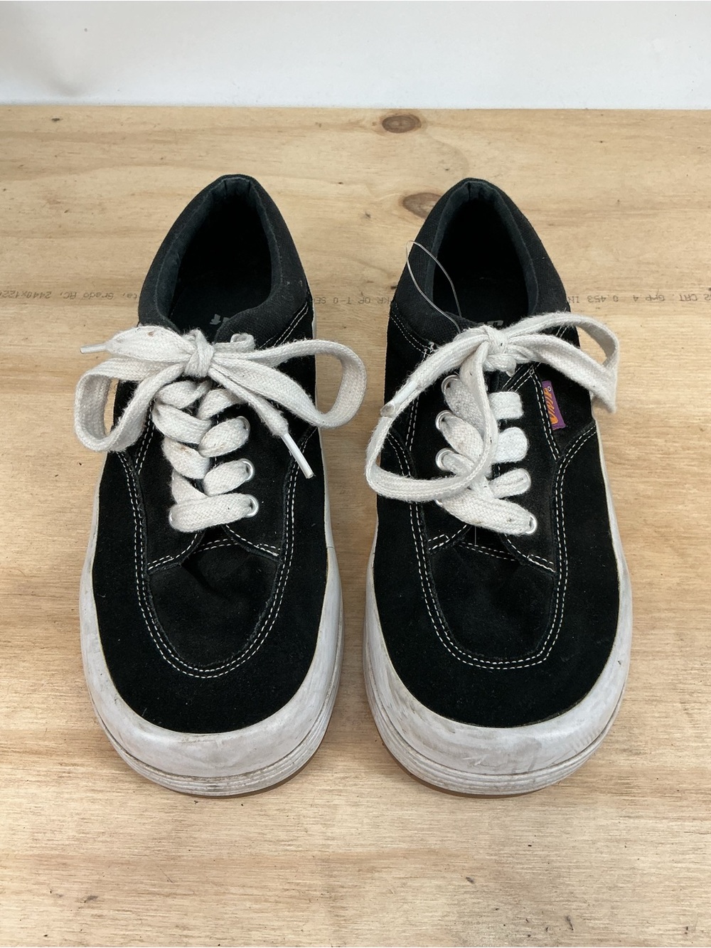 UNIF Black Suede Leather Low-Top Sneakers with White Laces Size 11